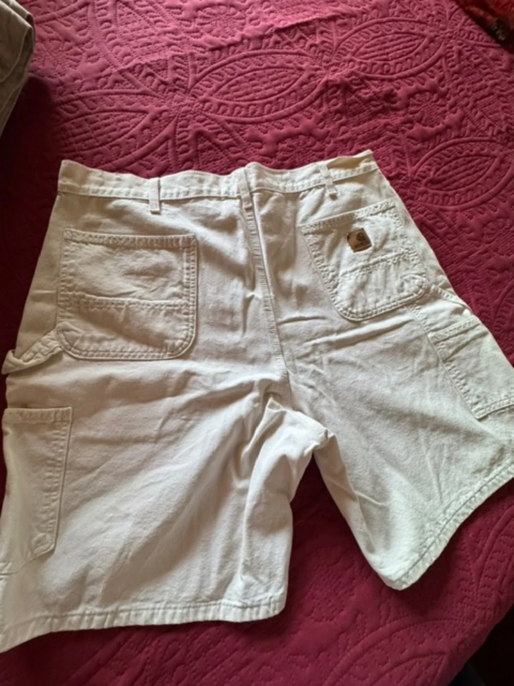 Carhartt cargo beige shorts size 40